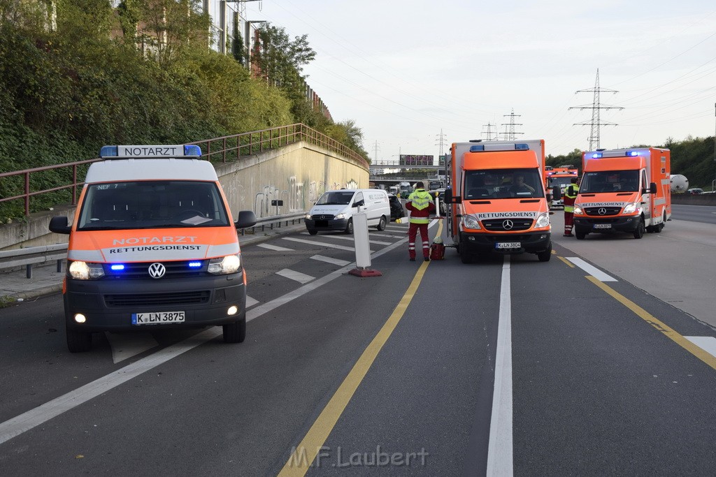 VU mehrere PKW A 3 Rich Oberhausen Hoehe AK Koeln Ost P063.JPG - Miklos Laubert